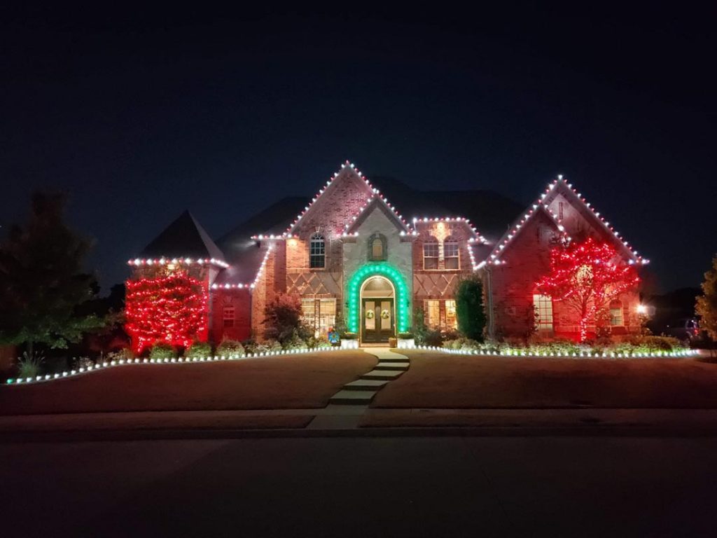 Why You Should Hire A Professional To Hang Your Christmas Lights