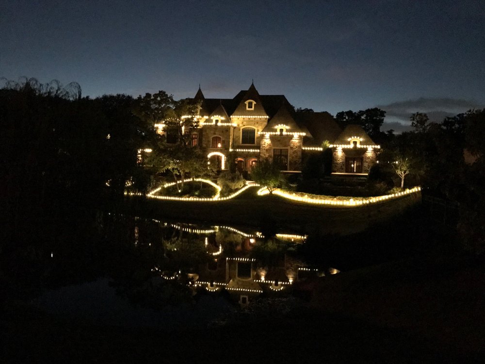 Melody Hills Holiday Lighting